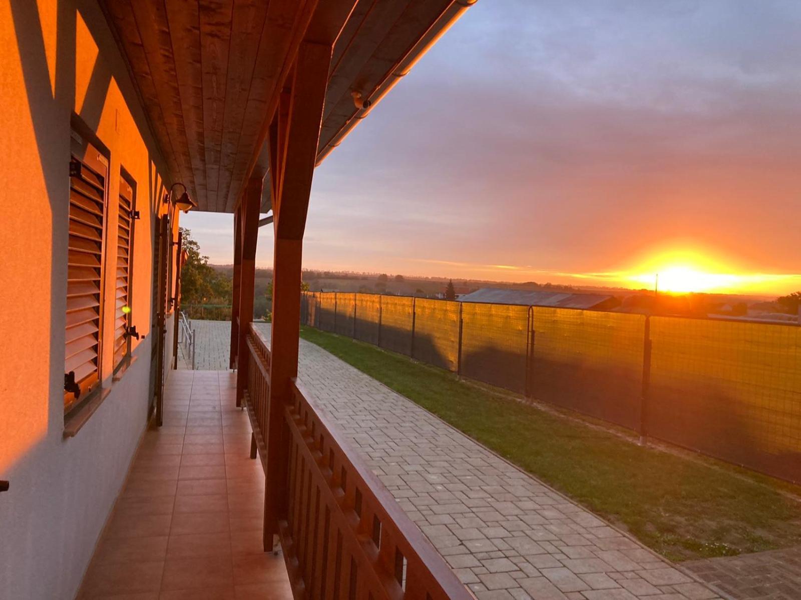 Hotel Maushaus Vemend Zewnętrze zdjęcie