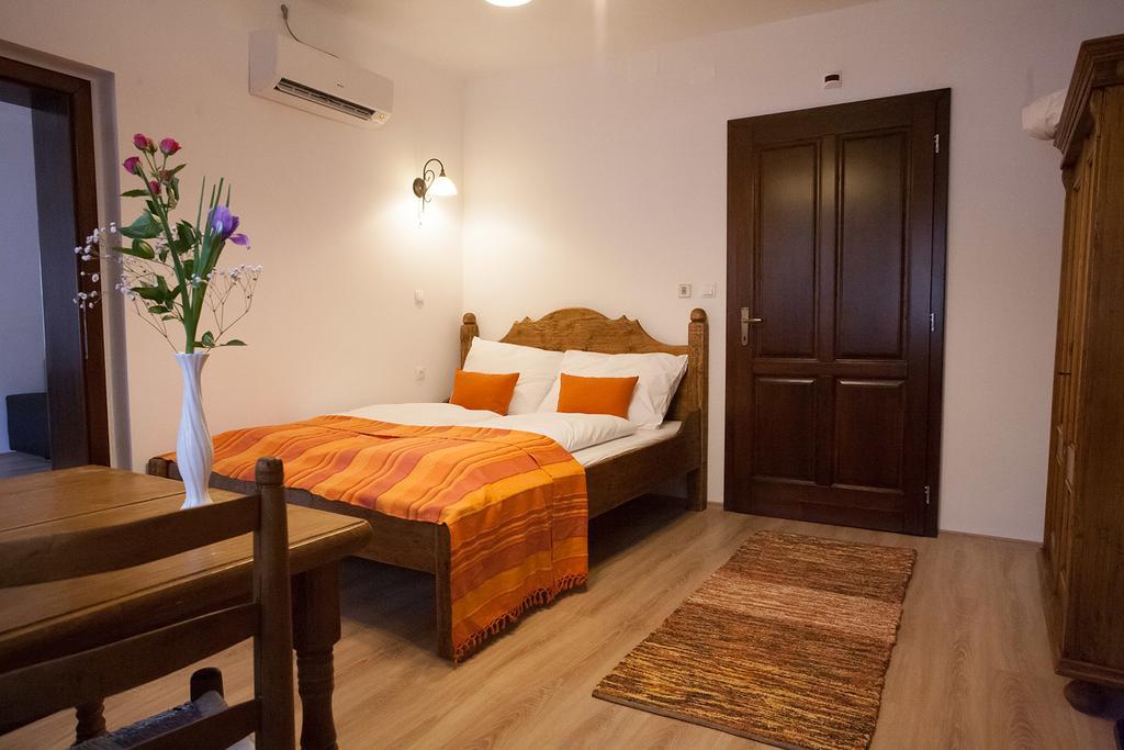 Hotel Maushaus Vemend Zewnętrze zdjęcie
