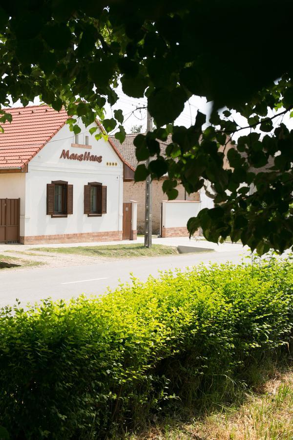 Hotel Maushaus Vemend Zewnętrze zdjęcie